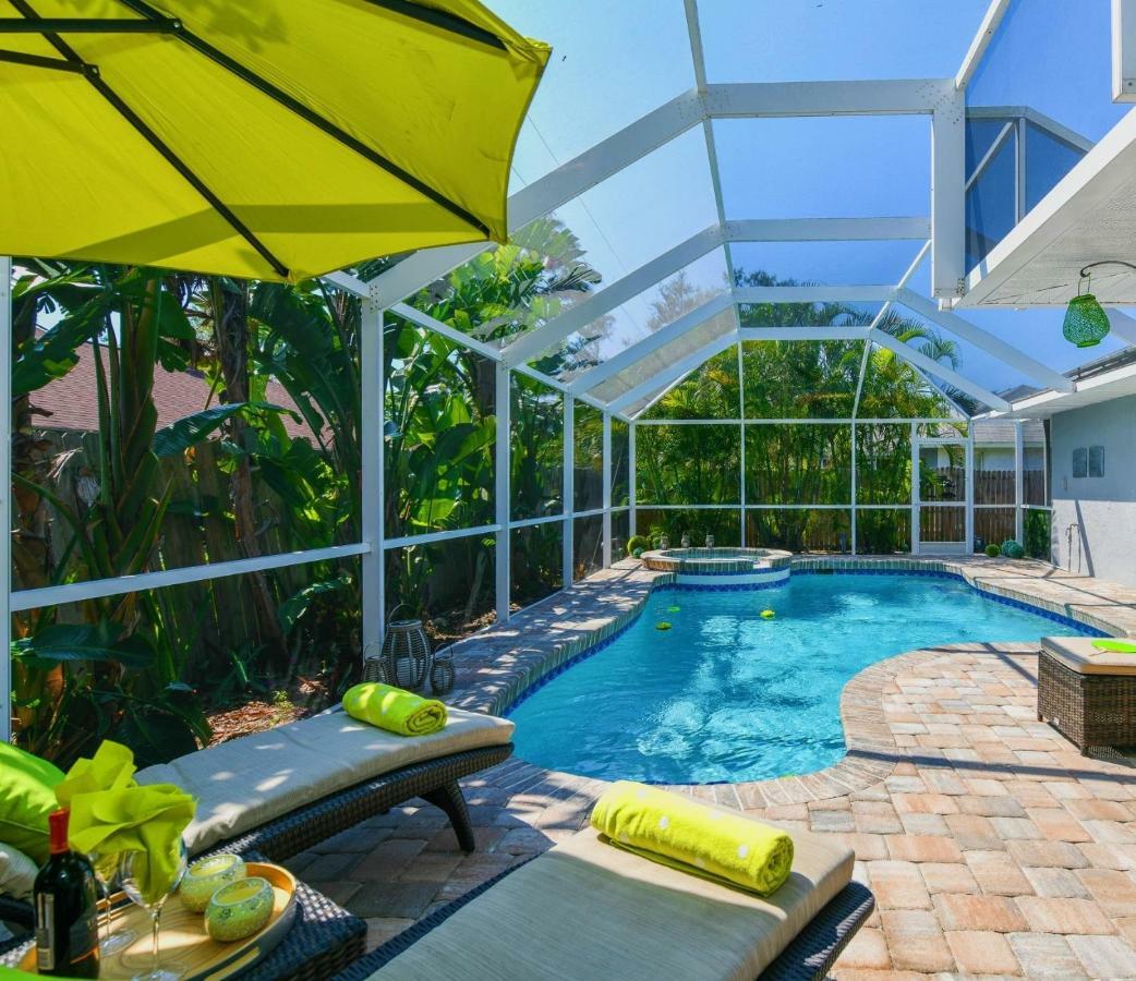Contemporary Pool Villa I - Pool & Jacuzzi - Nearby Beach Βενετία Εξωτερικό φωτογραφία